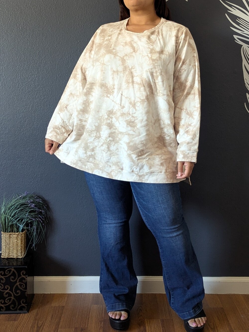 d&co Cream Sweater